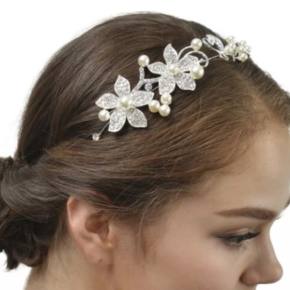 New Beautiful wire/ribbon hair accessory//headband - Picture 10 of 12